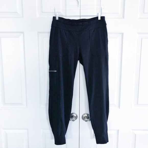 Athleta Pants - Athleta Black Metro Jogger